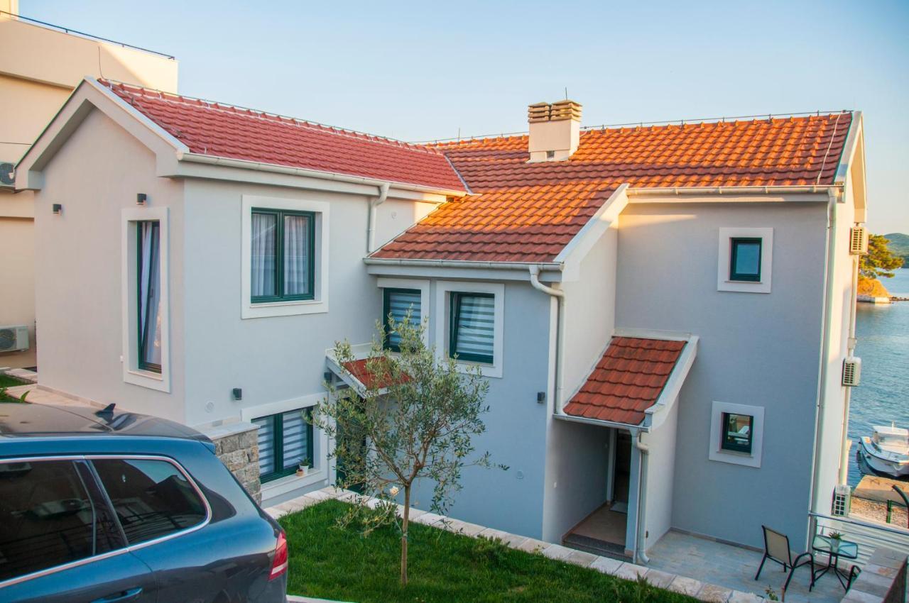 Beach Apartments ติวัต ภายนอก รูปภาพ